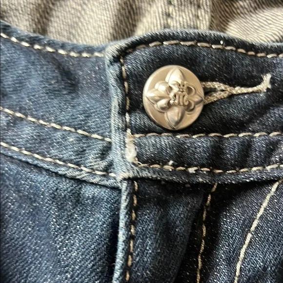 Women's Miss Me Blue Jeans - Picture 9 of 11